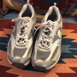 Shape up with Sketchers!!!